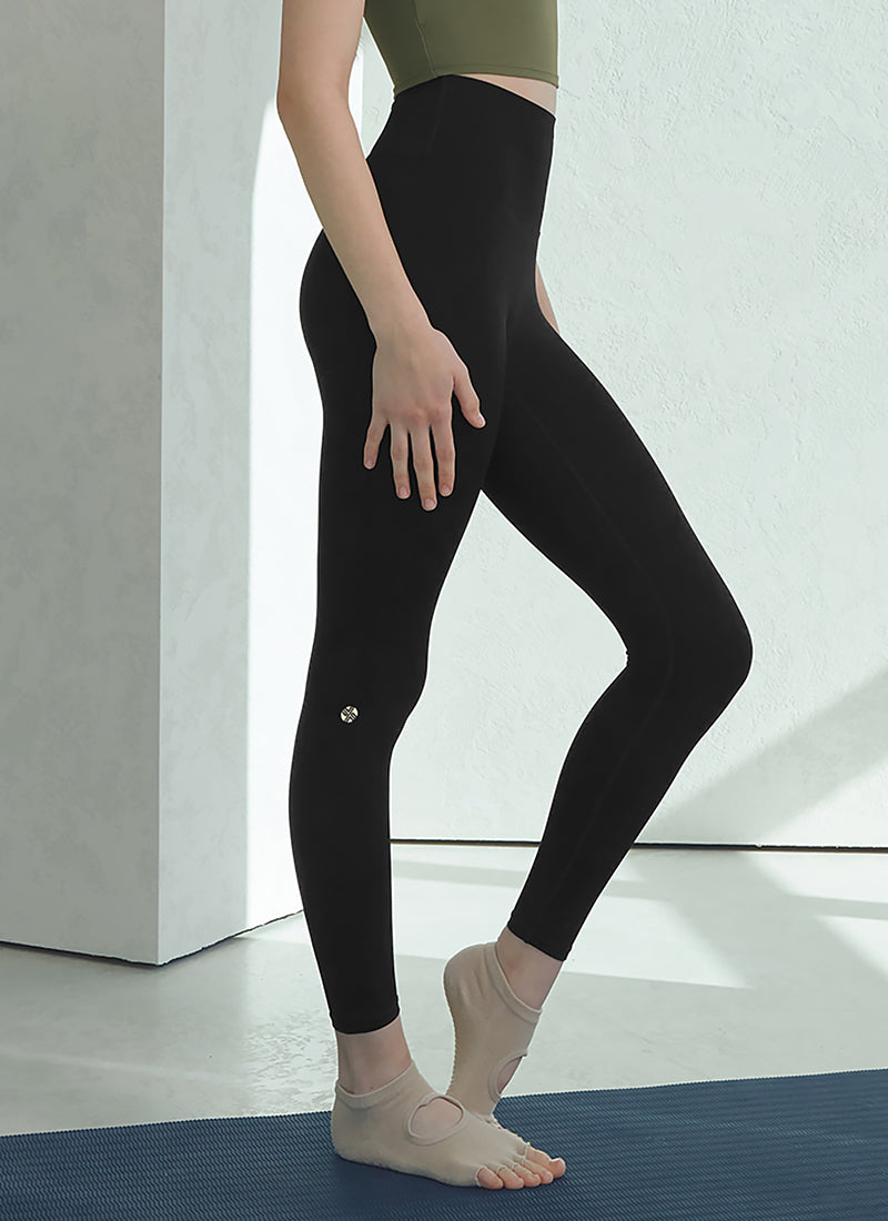 Black Label Signature 330N Leggings